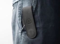 Magnetic Leather Pouch Black Large 10,5 Cm 09BO294 5 Magnetic Leather Pouch Black Large 10,5 Cm 09BO294 -Knife Stock das Geschäft 3554c03650b6d089dfecc113ed1794e3