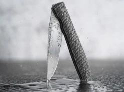 Boker Plus Urban Trapper Jigged Titanium 01BO476 -Knife Stock das Geschäft a41311575c349d655a32a95953dd0c43